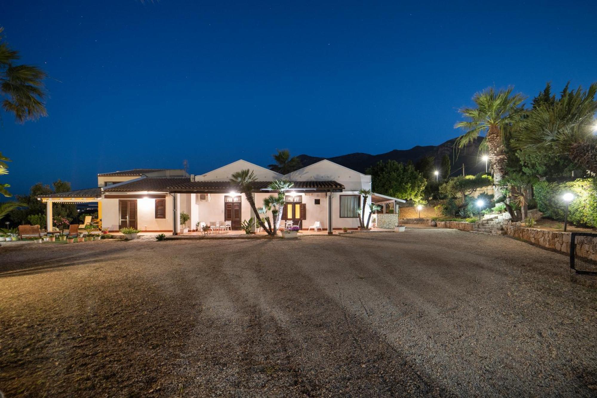 Kore Rooms Кастелламмаре-дель-Голфо Экстерьер фото